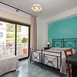 Donna Rosa Hotel 3*