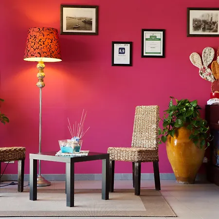 Donna Rosa 3*