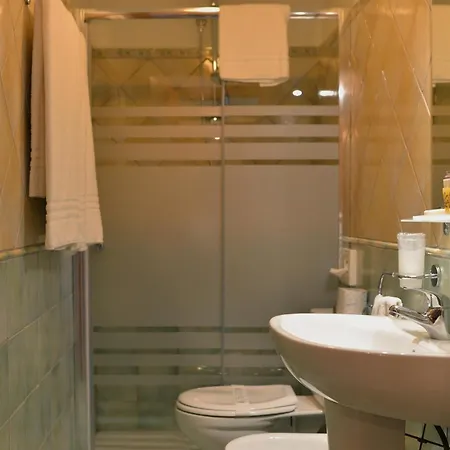 Donna Rosa SantʼAlessio Siculo