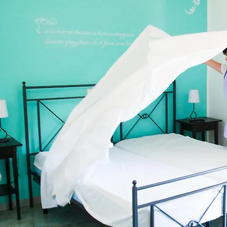 Donna Rosa Hotel SantʼAlessio Siculo