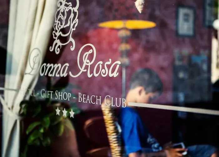 Donna Rosa Hotel 3*