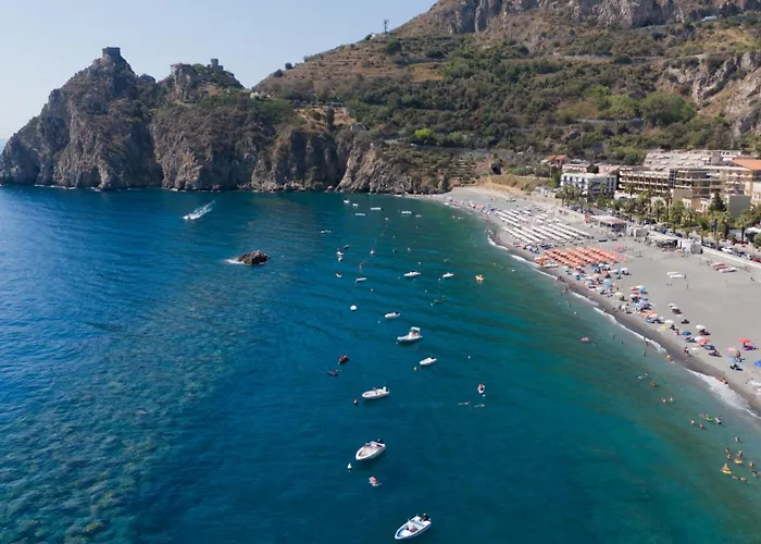 Donna Rosa 3* SantʼAlessio Siculo