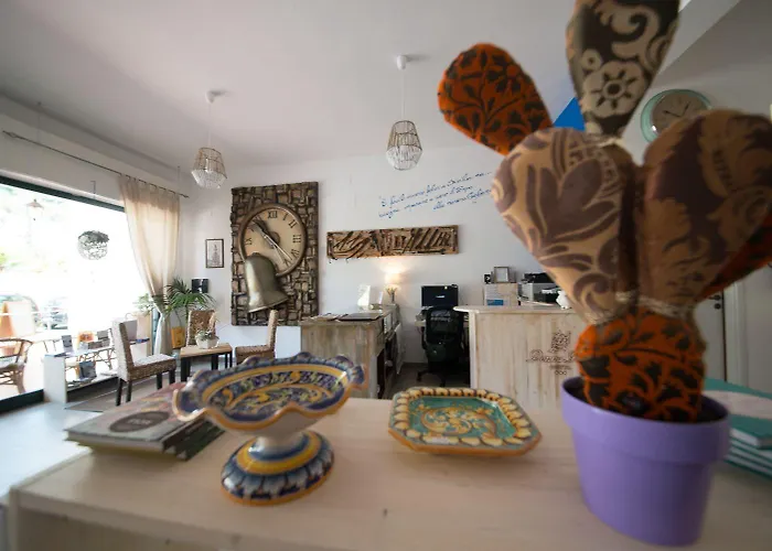 Hotel Donna Rosa SantʼAlessio Siculo